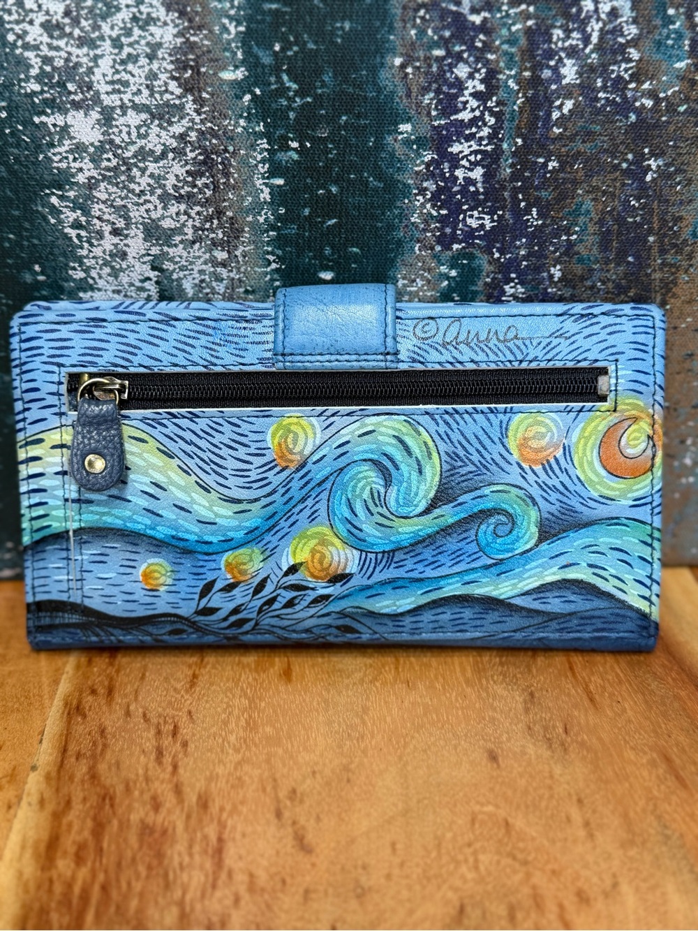 Anuschka Artistic “Love in Paris” Leather Organizer Wallet - Picture 4 of 12